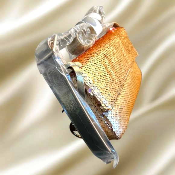 Nicole Miller Sequin Shoulder Bag (Gold) NYE - Picture 4 of 12